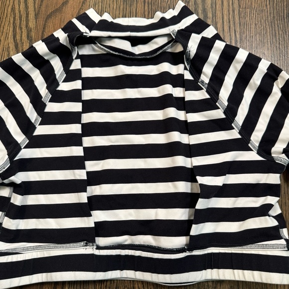 Free People Movement Never Better Stripe Layer Cropped Shirt size XL - Picture 5 of 8